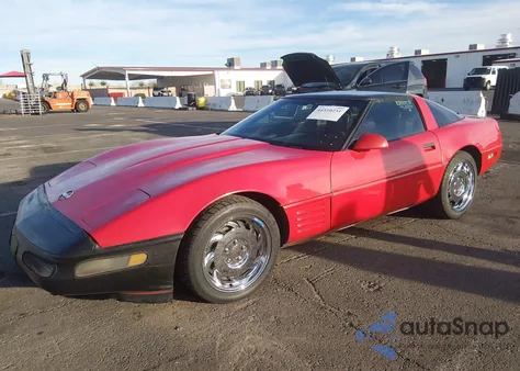 1992 Chevrolet Corvette из США, поврежденный, VIN 1G1YY23P9N5110984